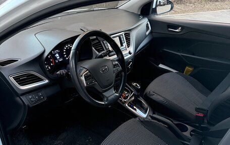 Hyundai Solaris II рестайлинг, 2019 год, 1 500 000 рублей, 13 фотография