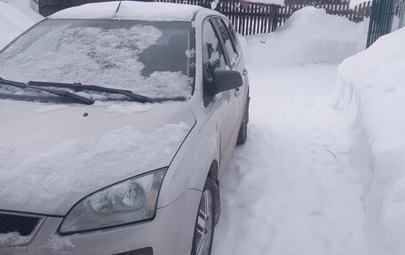 Ford Focus II рестайлинг, 2005 год, 260 000 рублей, 2 фотография