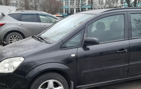 Opel Zafira B, 2007 год, 550 000 рублей, 23 фотография