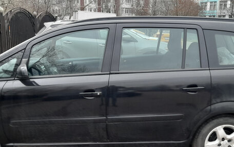 Opel Zafira B, 2007 год, 550 000 рублей, 30 фотография