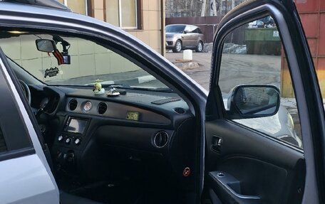 Mitsubishi Outlander III рестайлинг 3, 2004 год, 800 000 рублей, 3 фотография