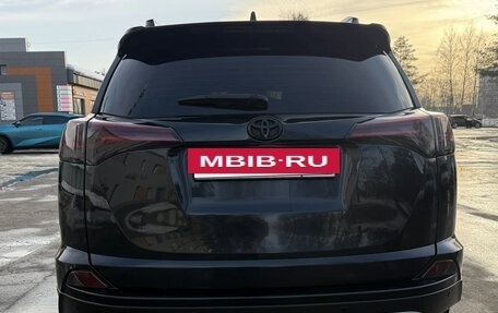 Toyota RAV4, 2016 год, 2 700 000 рублей, 9 фотография