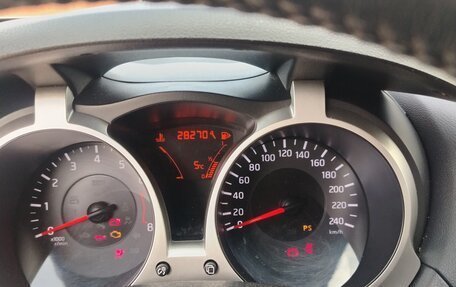 Nissan Juke II, 2011 год, 1 230 000 рублей, 17 фотография