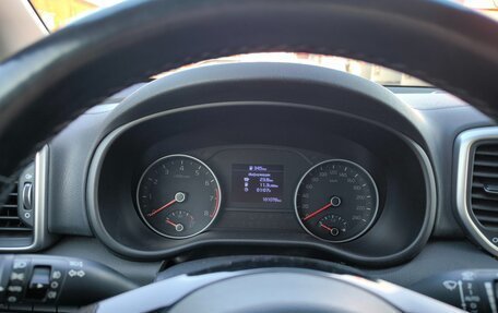 KIA Sportage IV рестайлинг, 2018 год, 2 300 000 рублей, 9 фотография