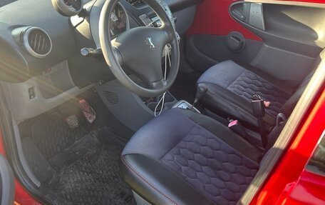 Peugeot 107 I рестайлинг, 2010 год, 450 000 рублей, 6 фотография