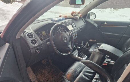 Volkswagen Tiguan I, 2011 год, 960 000 рублей, 5 фотография