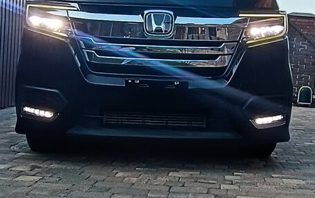 Honda Stepwgn IV, 2021 год, 2 570 000 рублей, 14 фотография