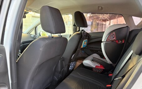 Ford Fiesta, 2017 год, 1 050 000 рублей, 6 фотография