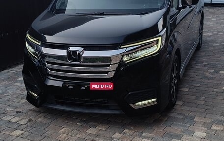 Honda Stepwgn IV, 2021 год, 2 570 000 рублей, 15 фотография