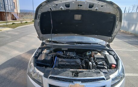 Chevrolet Cruze II, 2011 год, 580 000 рублей, 13 фотография