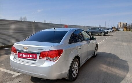 Chevrolet Cruze II, 2011 год, 580 000 рублей, 8 фотография