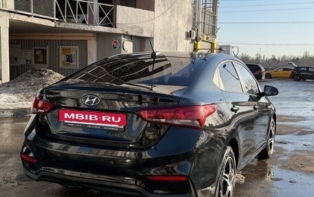 Hyundai Solaris II рестайлинг, 2017 год, 1 100 000 рублей, 4 фотография