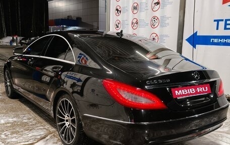 Mercedes-Benz CLS, 2012 год, 1 800 000 рублей, 4 фотография