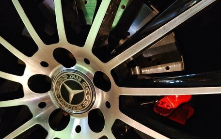 Mercedes-Benz CLS, 2012 год, 1 800 000 рублей, 24 фотография