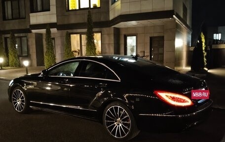 Mercedes-Benz CLS, 2012 год, 1 800 000 рублей, 27 фотография