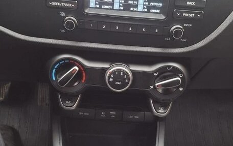 KIA Rio IV, 2019 год, 1 850 000 рублей, 8 фотография