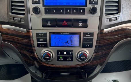 Hyundai Santa Fe III рестайлинг, 2010 год, 1 045 000 рублей, 19 фотография