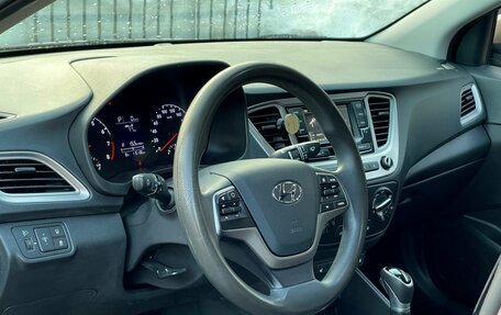 Hyundai Solaris II рестайлинг, 2019 год, 1 460 000 рублей, 8 фотография