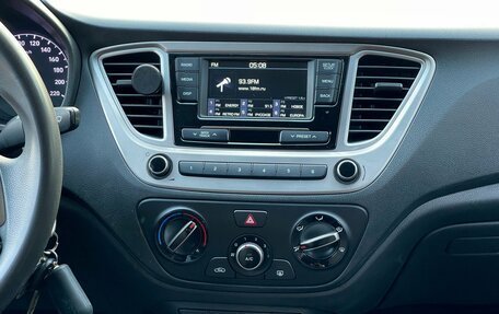 Hyundai Solaris II рестайлинг, 2019 год, 1 460 000 рублей, 21 фотография