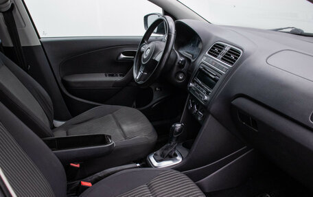 Volkswagen Polo VI (EU Market), 2011 год, 620 000 рублей, 9 фотография