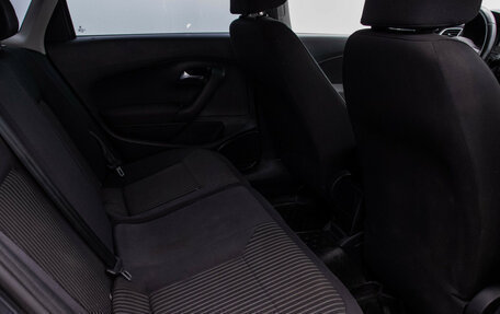 Volkswagen Polo VI (EU Market), 2011 год, 620 000 рублей, 11 фотография