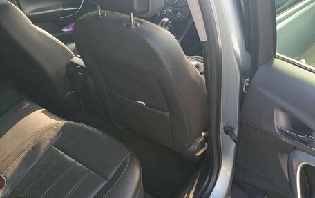 Opel Insignia II рестайлинг, 2011 год, 900 000 рублей, 8 фотография