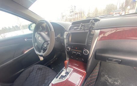 Toyota Camry, 2012 год, 1 350 000 рублей, 19 фотография