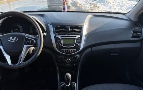 Hyundai Solaris II рестайлинг, 2012 год, 650 000 рублей, 7 фотография