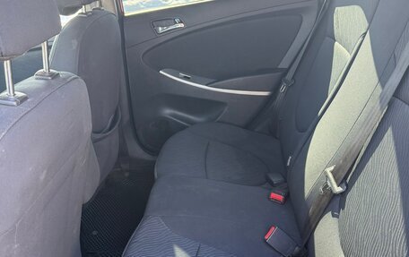 Hyundai Solaris II рестайлинг, 2012 год, 650 000 рублей, 8 фотография