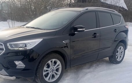 Ford Kuga III, 2018 год, 2 700 000 рублей, 2 фотография