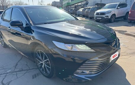 Toyota Camry, 2018 год, 3 350 000 рублей, 4 фотография