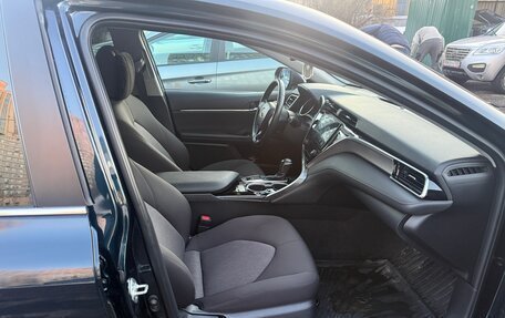 Toyota Camry, 2020 год, 3 950 000 рублей, 8 фотография