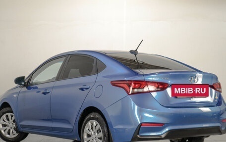 Hyundai Solaris II рестайлинг, 2018 год, 939 000 рублей, 5 фотография