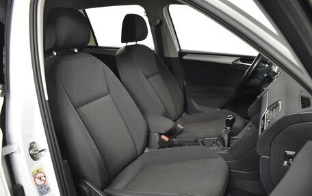 Volkswagen Tiguan II, 2017 год, 1 935 100 рублей, 8 фотография