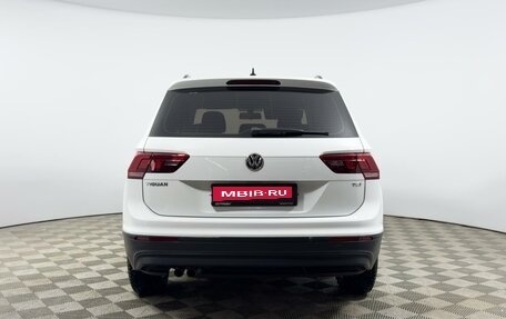 Volkswagen Tiguan II, 2017 год, 1 935 100 рублей, 4 фотография