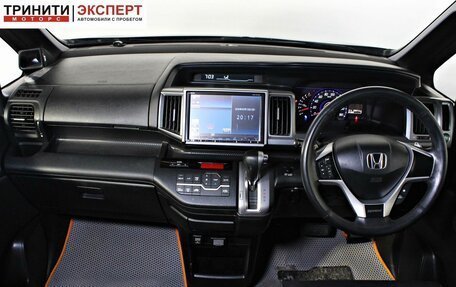 Honda Stepwgn IV, 2013 год, 1 597 000 рублей, 11 фотография