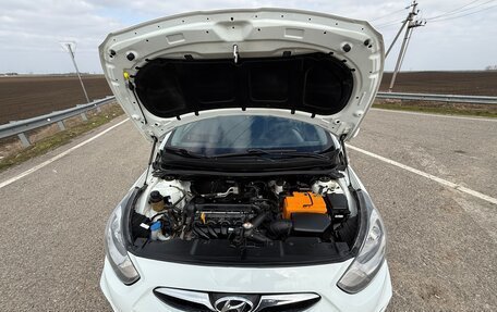 Hyundai Solaris II рестайлинг, 2014 год, 720 000 рублей, 5 фотография