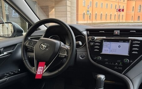 Toyota Camry, 2019 год, 2 980 000 рублей, 2 фотография