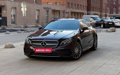 Mercedes-Benz E-Класс, 2018 год, 4 990 000 рублей, 2 фотография