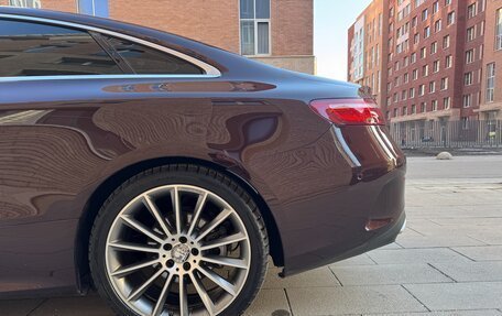 Mercedes-Benz E-Класс, 2018 год, 4 990 000 рублей, 9 фотография