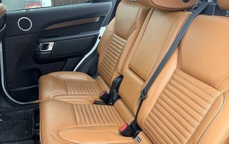 Land Rover Discovery IV, 2017 год, 3 300 000 рублей, 13 фотография