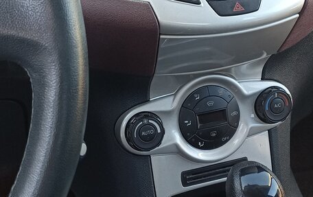 Ford Fiesta, 2011 год, 650 000 рублей, 6 фотография