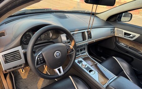Jaguar XF I рестайлинг, 2012 год, 1 590 000 рублей, 8 фотография