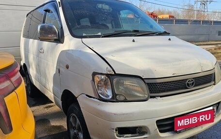 Toyota Town Ace III, 2001 год, 800 000 рублей, 2 фотография