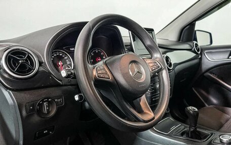 Mercedes-Benz B-Класс, 2018 год, 1 500 000 рублей, 10 фотография