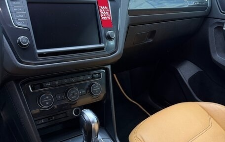 Volkswagen Tiguan II, 2017 год, 3 049 000 рублей, 10 фотография