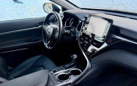 Toyota Camry, 2021 год, 3 100 000 рублей, 6 фотография