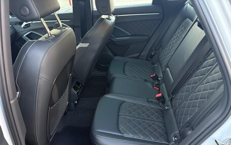 Audi Q3, 2025 год, 4 945 000 рублей, 23 фотография