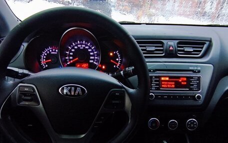 KIA Rio III рестайлинг, 2015 год, 940 000 рублей, 5 фотография