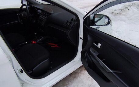 KIA Rio III рестайлинг, 2015 год, 940 000 рублей, 19 фотография